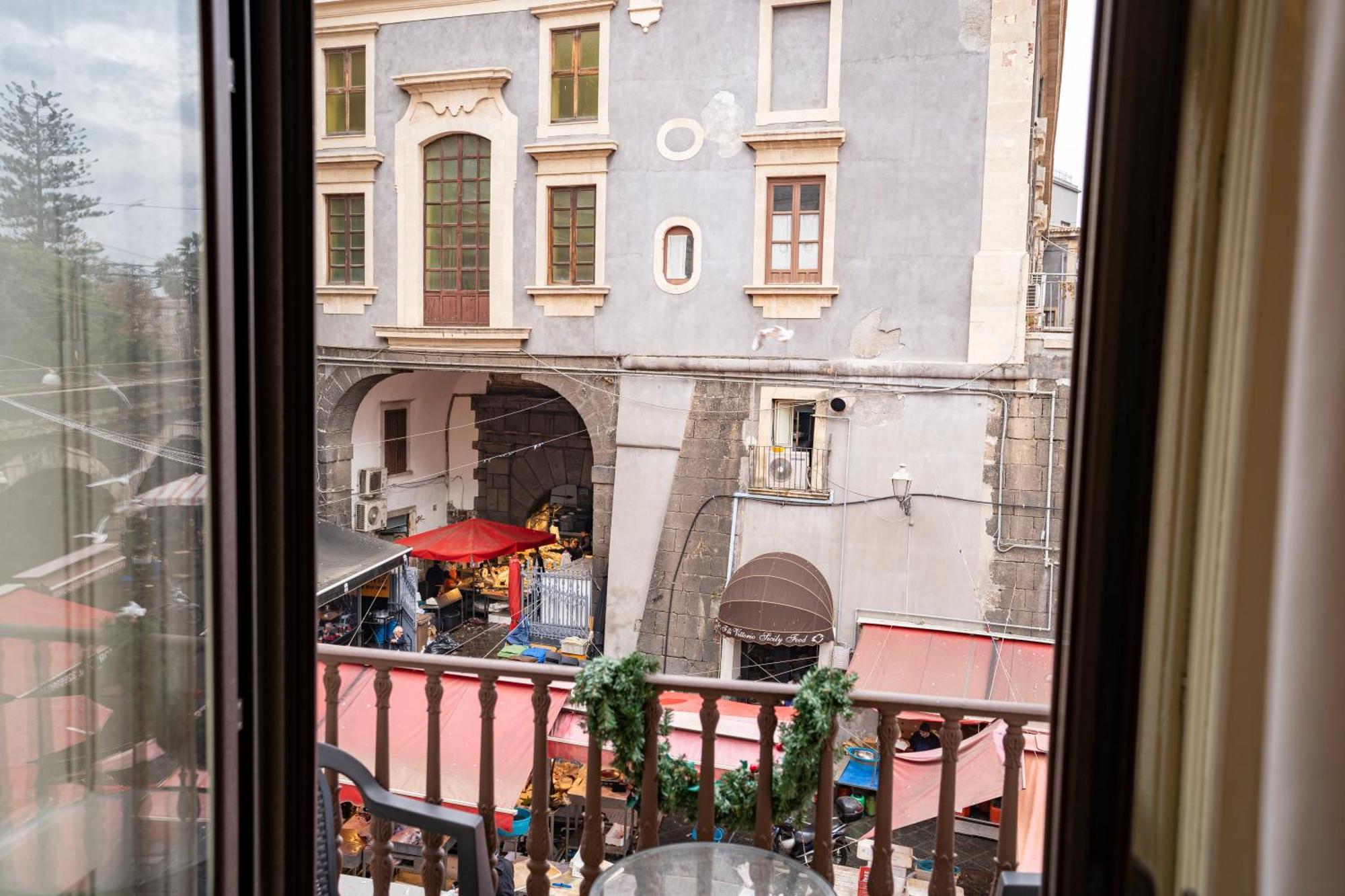 Sicily In Home Centro Catania Pescheria Bagian luar foto
