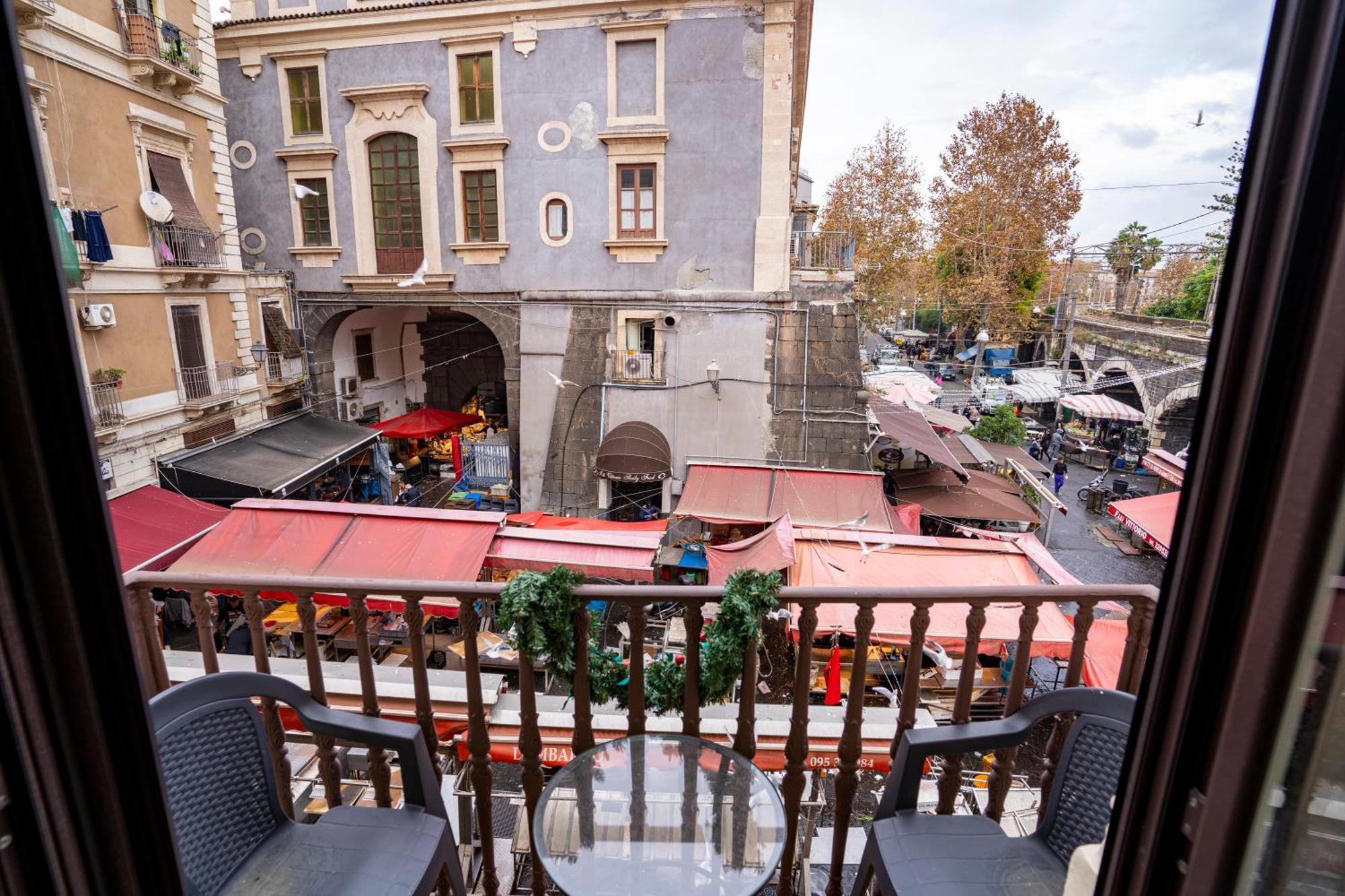 Sicily In Home Centro Catania Pescheria Bagian luar foto